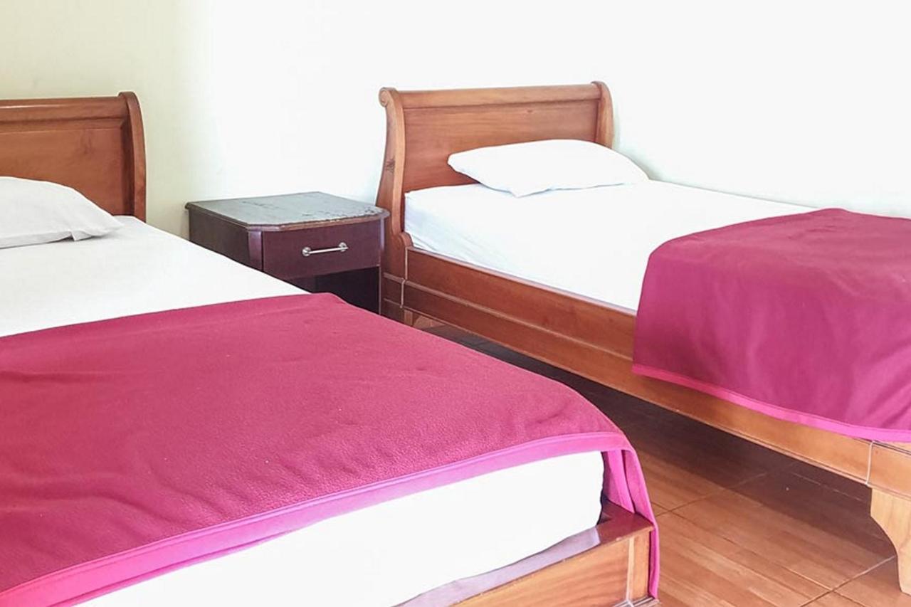 โอโย 1483 โฮเต็ล บูมี เบอร์มี เปอร์ไม Hotel โปรโบลิงโก ภายนอก รูปภาพ