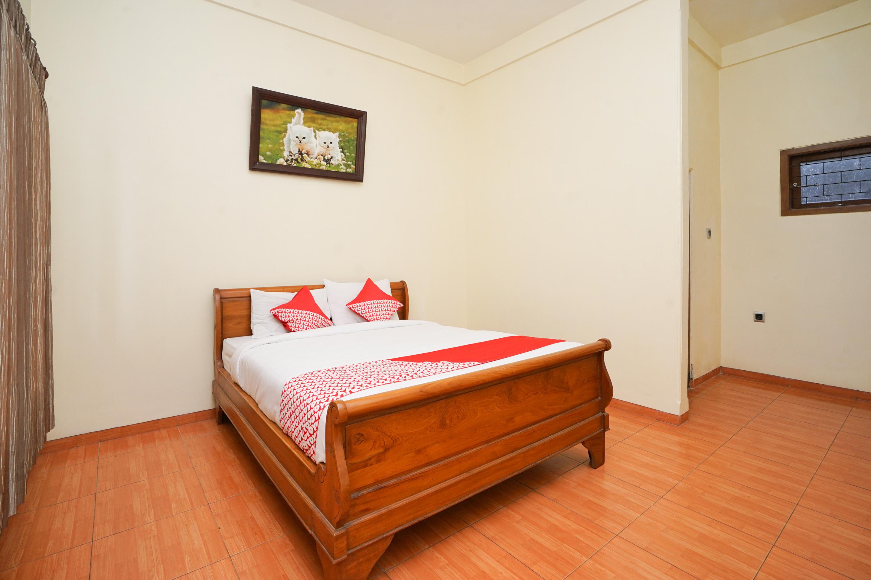 โอโย 1483 โฮเต็ล บูมี เบอร์มี เปอร์ไม Hotel โปรโบลิงโก ภายนอก รูปภาพ